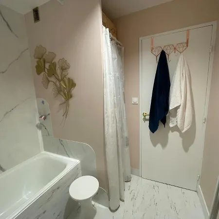 Le Banville - Lumineux Proche Hopital Apartment *